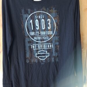 Harley-Davidson Women's Black 1903 Graphic Long-Sleeve Shirt